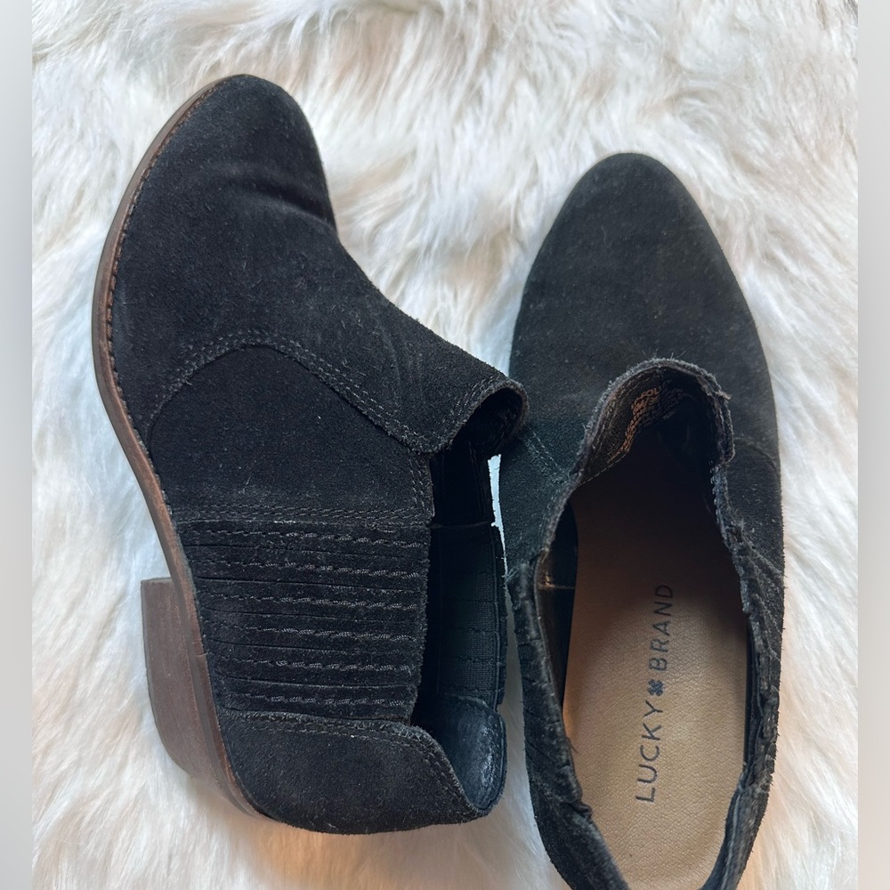 Lucky Brand Women's Suede Black Ankle Booties
